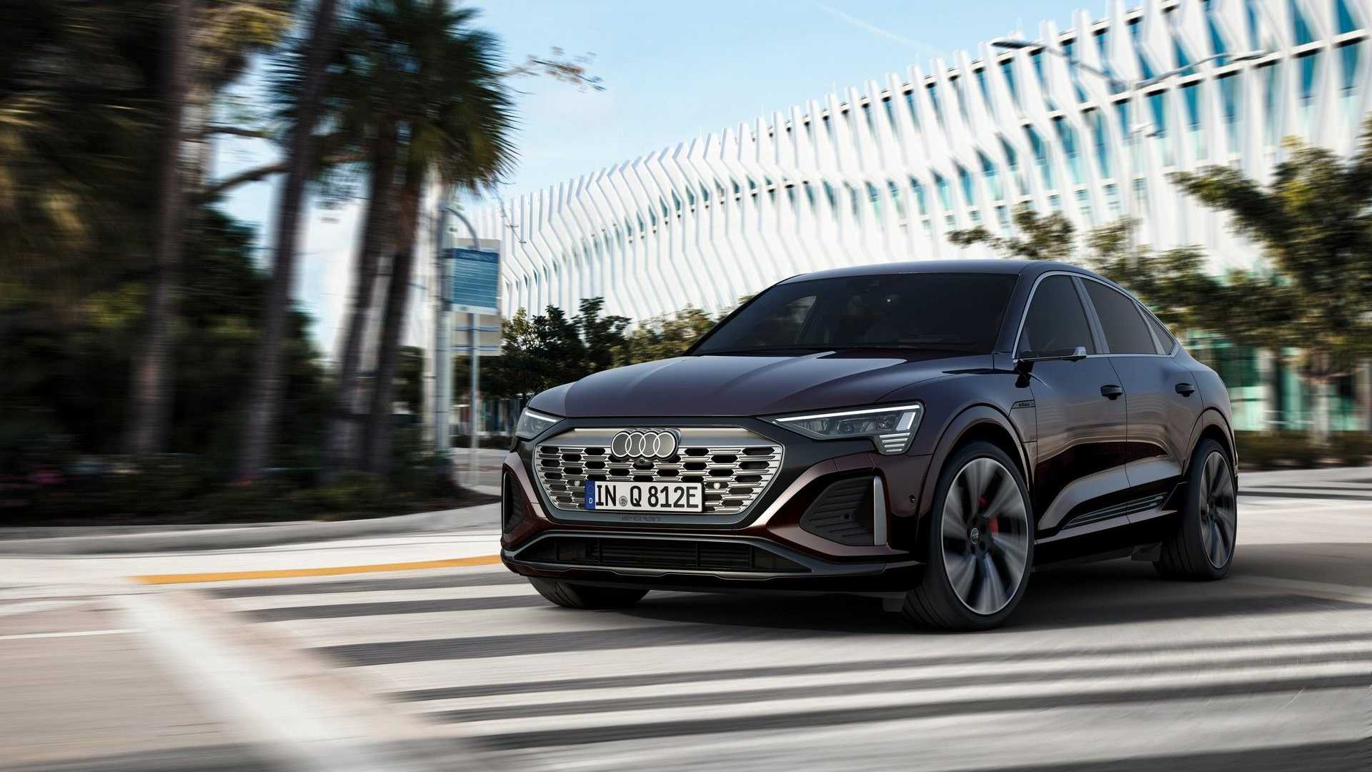 Yeni 2023 Audi Q8 e-tron