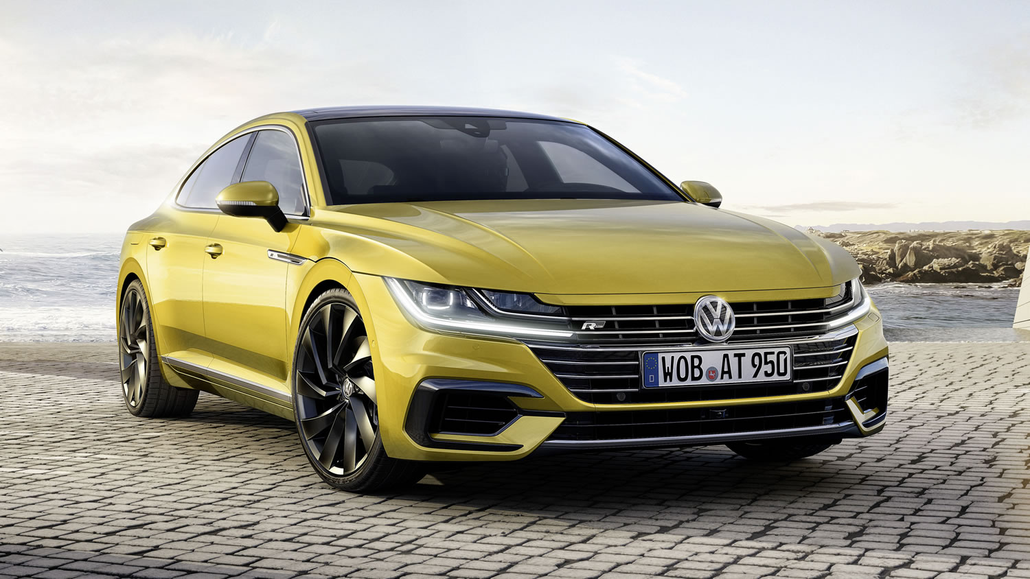Volkswagen Polo sahiplerinin yorumları ve yeni sedan özellikleri Volkswagen Polo sahiplerinin yorumları ve yeni sedan özellikleri