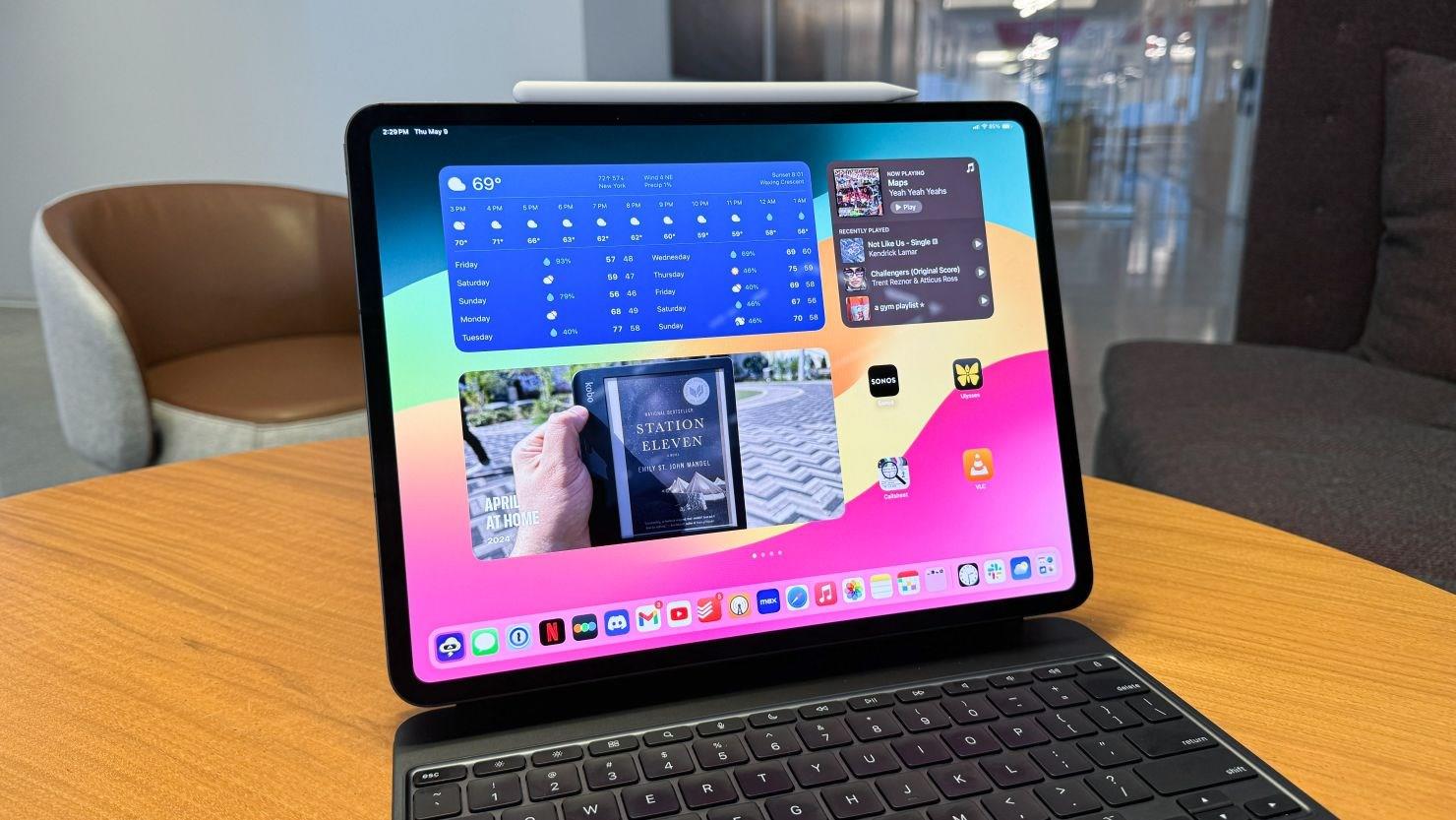 Bazı OLED iPad Pro kullanıcıları, ekran grenlenmesi problemi yaşıyor