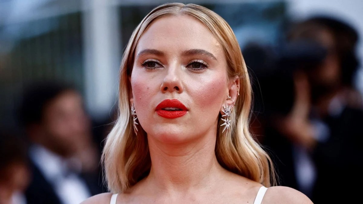 Scarlett Johansson, ChatGPT'de sesinin kullanıldığını iddia etti