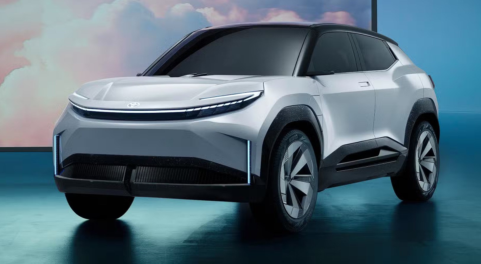 Toyota ve Suzuki'den yeni elektrikli SUV geliyor