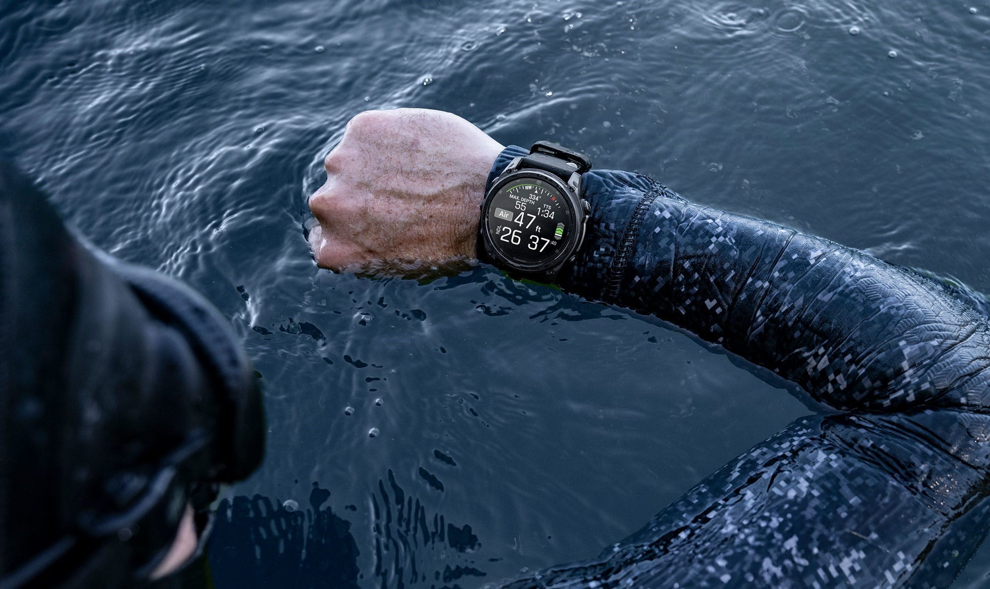 Garmin Tactix 8 askeri akıllı saat özellikleri