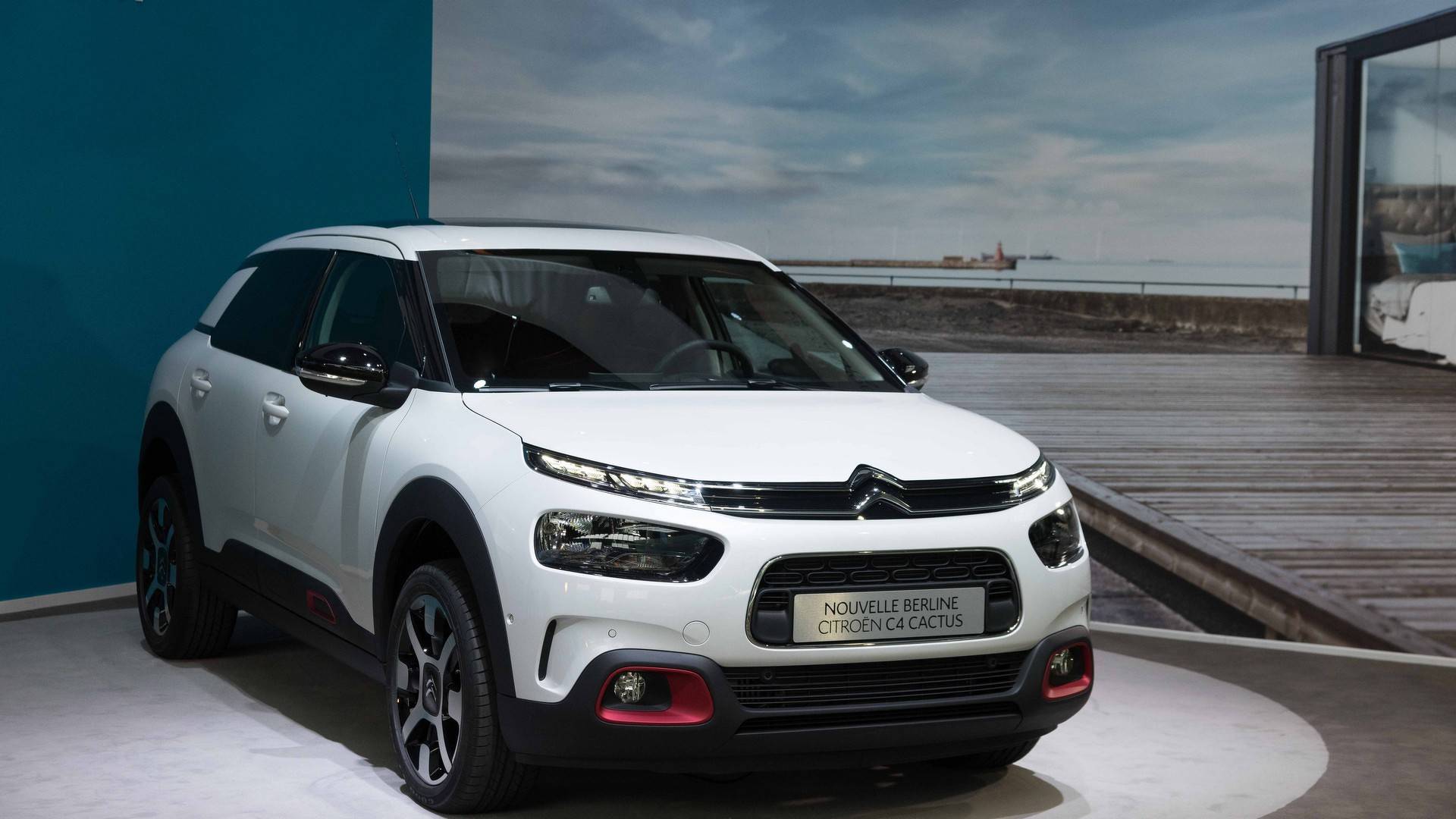 Citroen DS4: özellikleri, açıklaması ve yorum Citroen DS4: özellikleri, açıklaması ve yorum